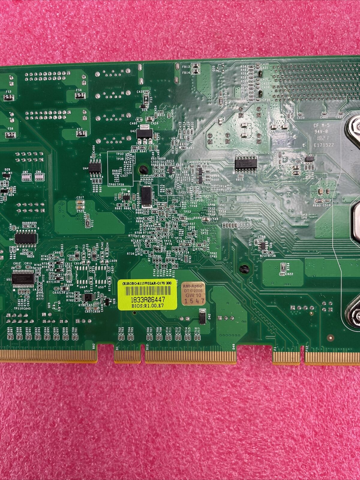 ROBO-8113VG2AR-Q170 200 Single Board Computer Intel i7-7770 3.6GHz 4GB RAM