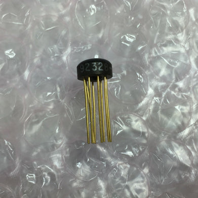 Fairchild 92328 Integrated Circuit  NOS