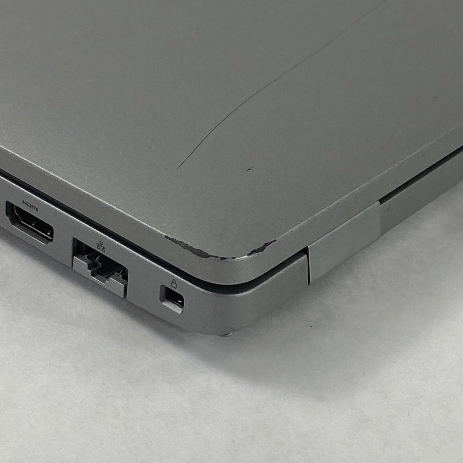 Dell Latitude 5510 Intel Core i5-10310U 1.70 GHz 16 GB RAM 15.6" No HDD No OS