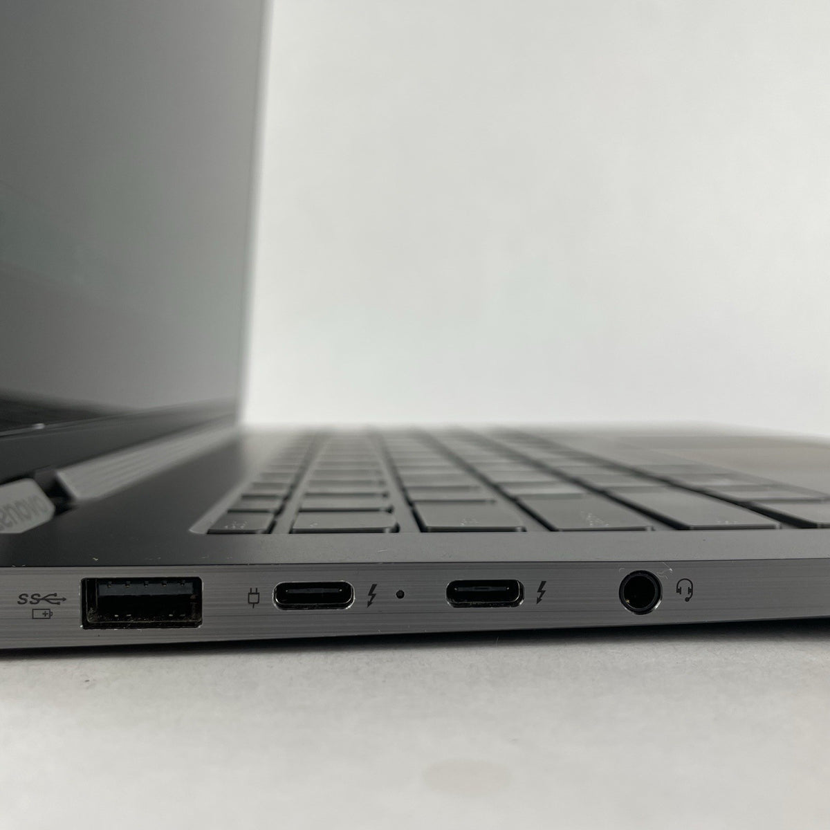 Lenovo Yoga C930-131KB 14" i7-8550U 1.80 GHz 8 GB RAM No SSD/OS/AC/Batt5