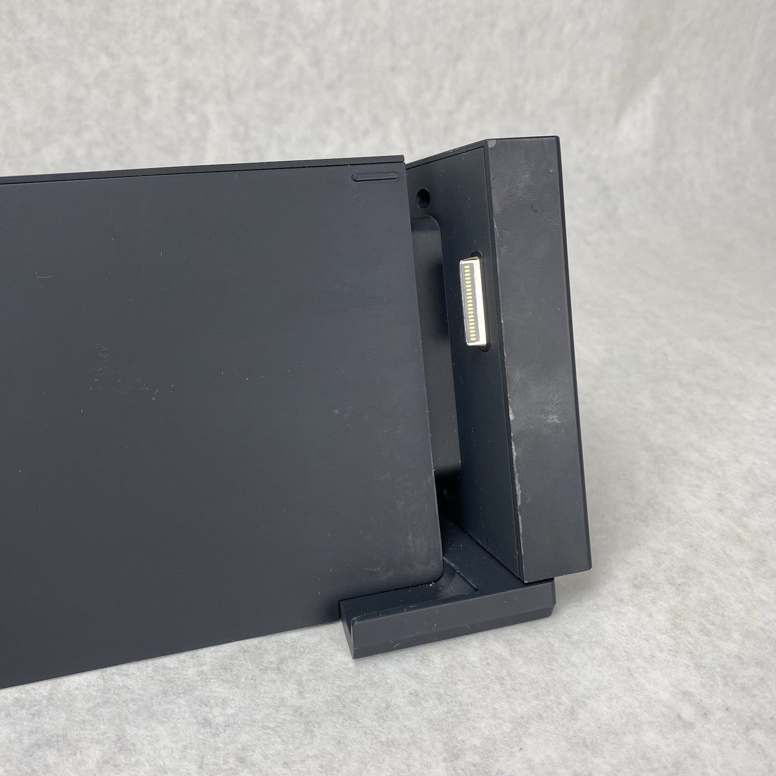 Microsoft 1664 Surface Docking Station Lot of 4 Untested2