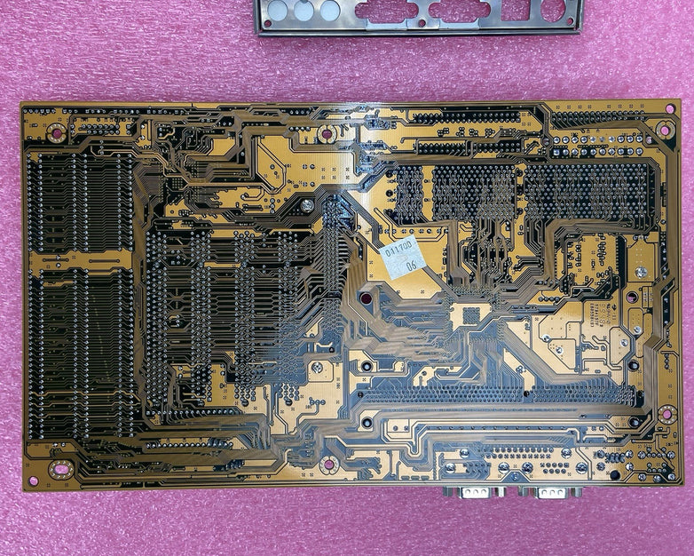 Gigabyte GA-6BXC Motherboard Intel Pentium III 500MHz 128MB RAM w/Shield