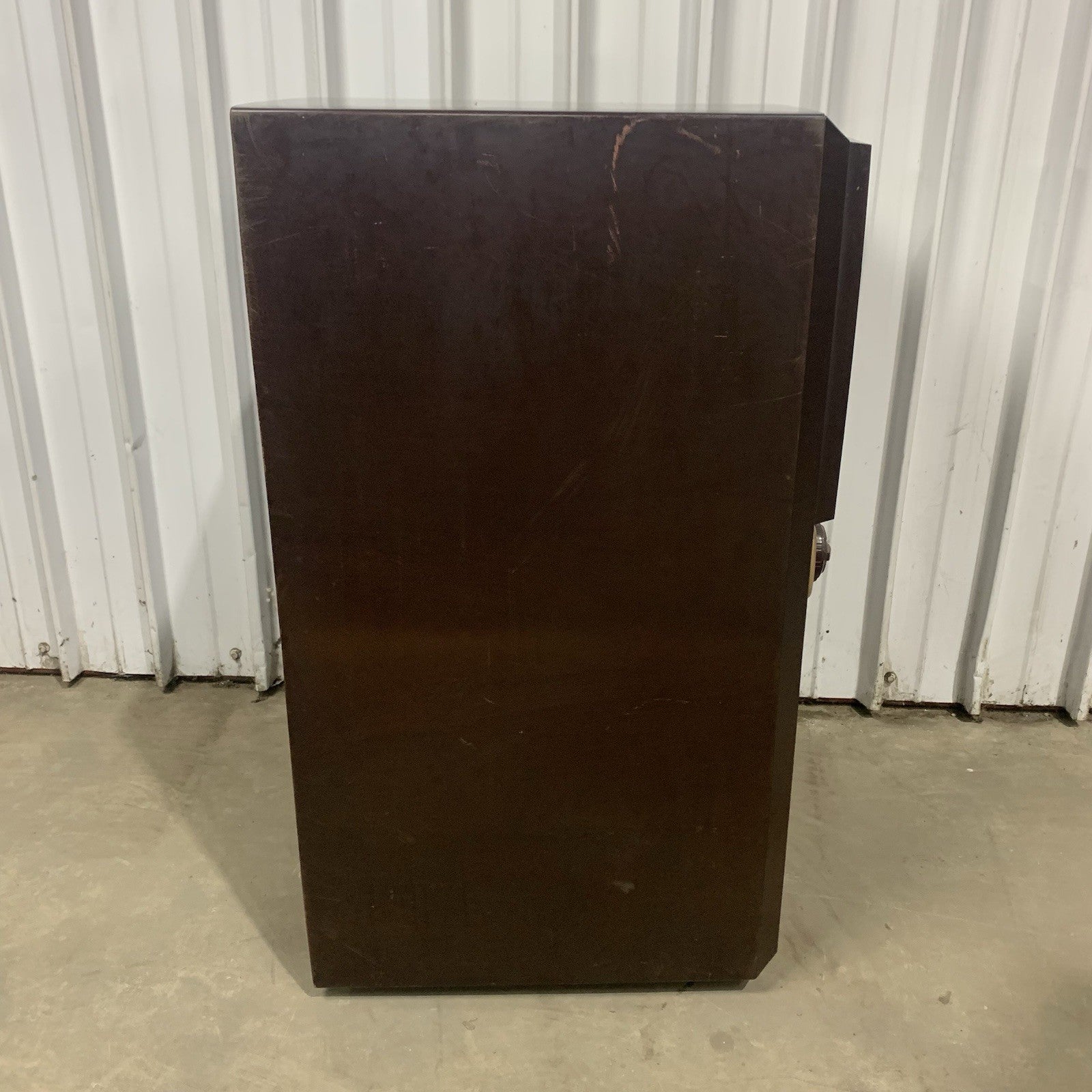 Admiral 17K12 1951 Television TV Not Operational Bakelite Shell Rusted5
