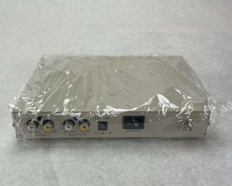 CCTV-900 Wireless AV Receiver & Switcher 2x Audio/Video Output DC12V- No Cord