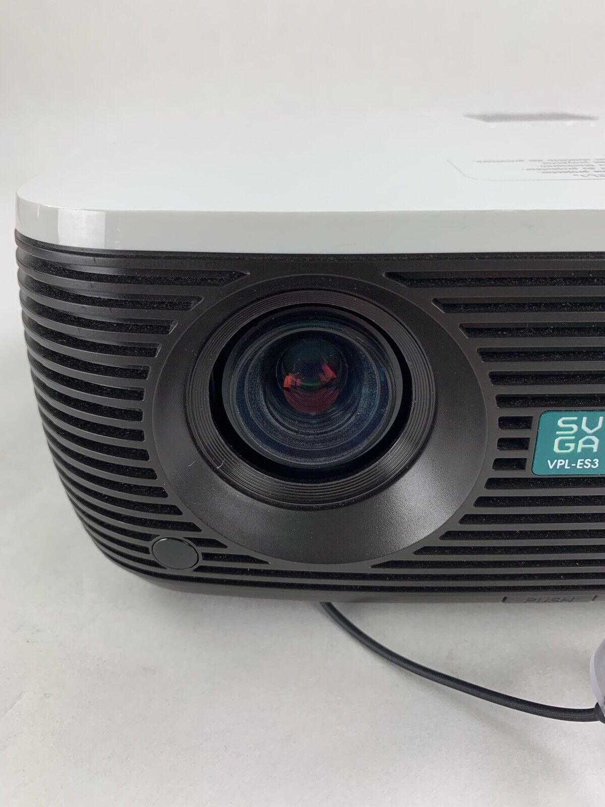 Sony VPL-ES3 LCD Data Projector 50-60Hz Tested 176 Lamp Hours