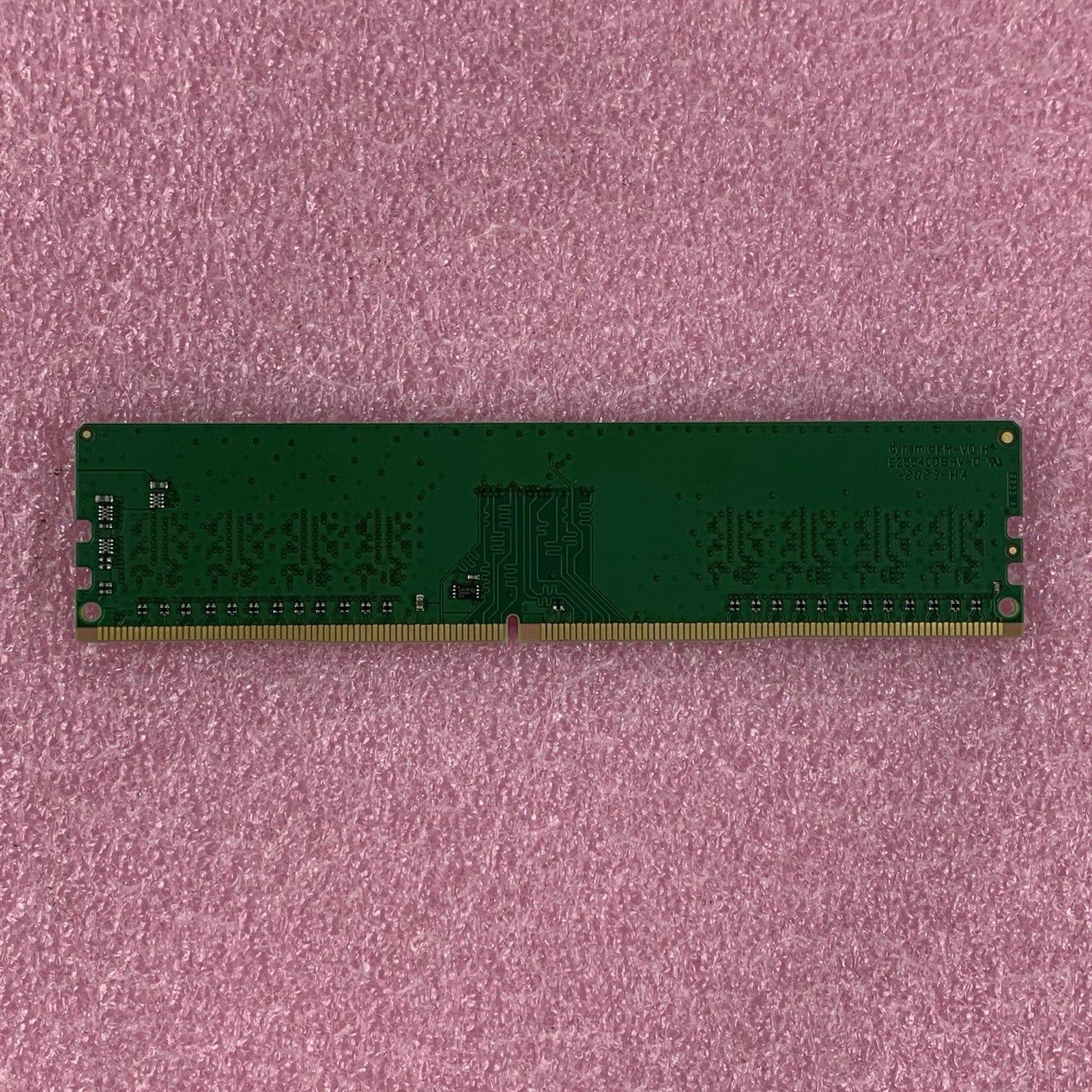Crucial CT8G4DFRA266.C8FJ 8 GB  DDR4-2666 UDimm CL19 Desktop Memory Ram5