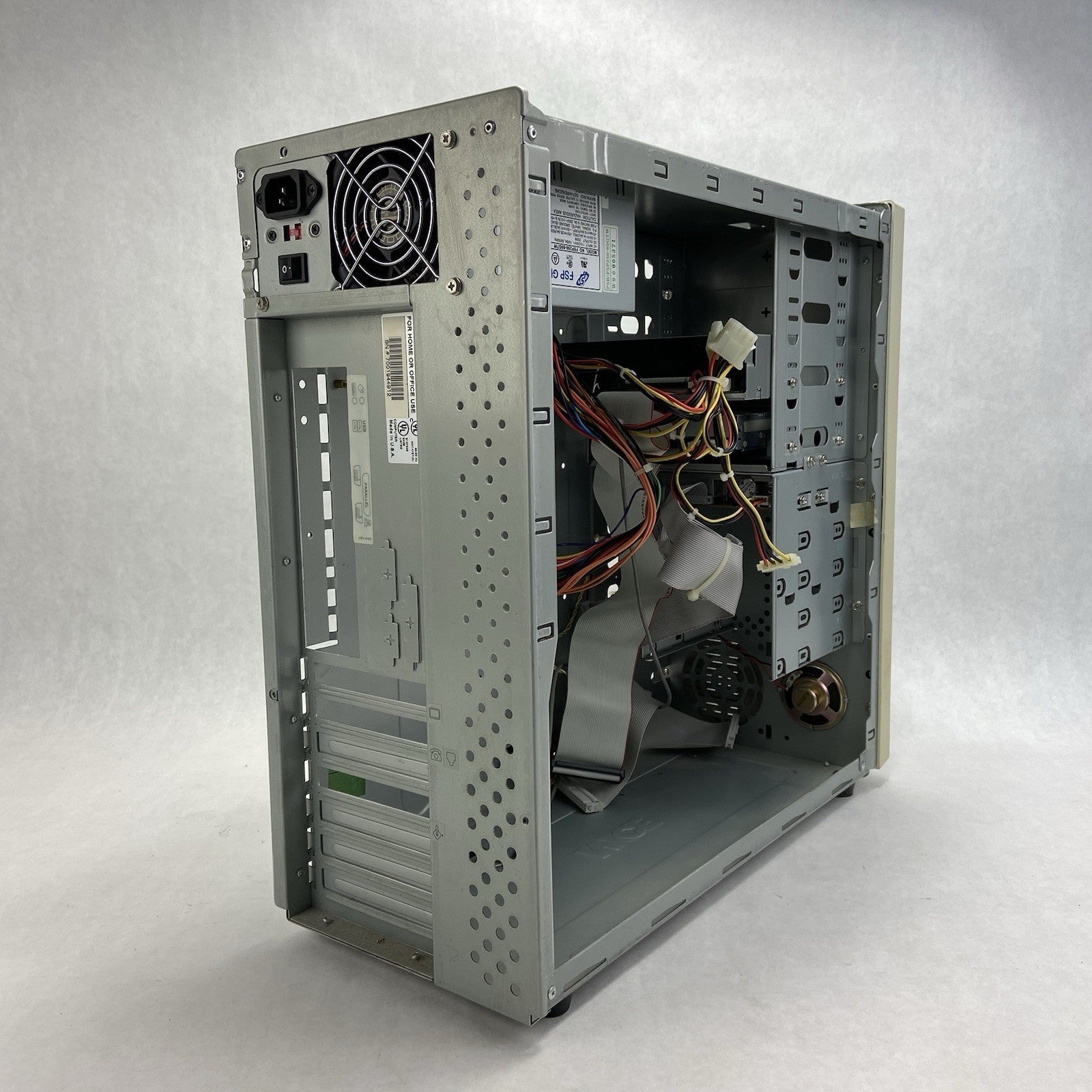 Vintage Quantex Mid Tower ATX Computer Case FSP Group FSP250-60GTW12