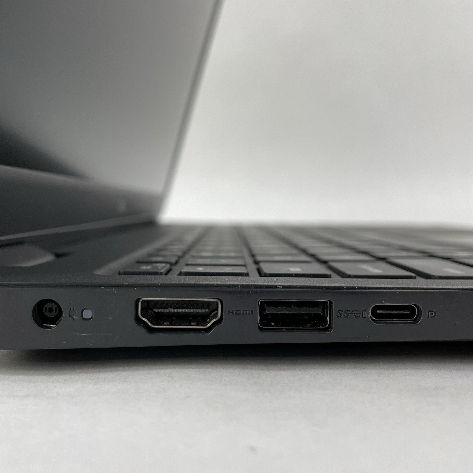 Dell Latitude 3510 15.6" i7-10210U 1.60 GHz 8 GB RAM No SSD/OS/AC/Battery5