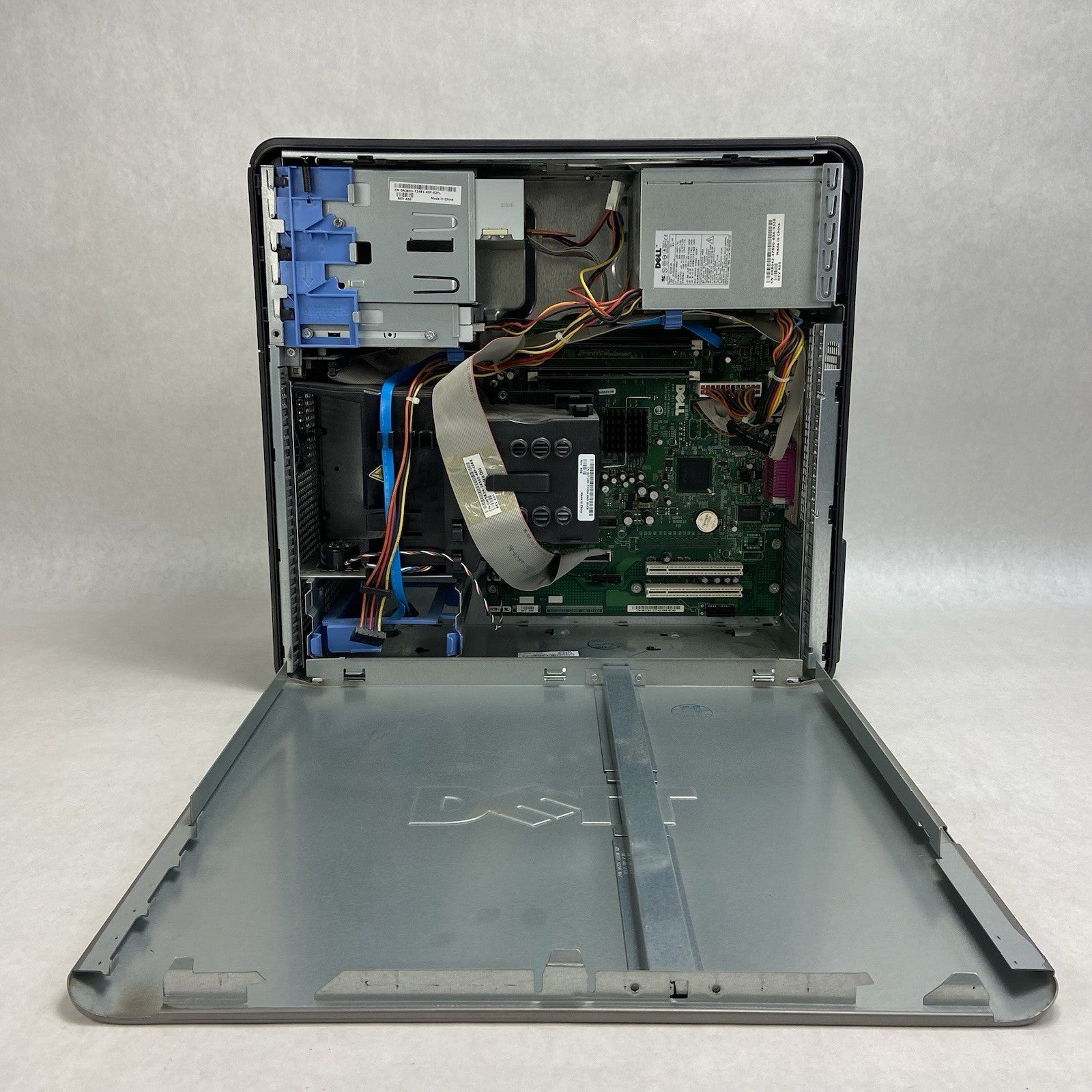 Dell Optiplex GX520 MT Intel Pentium 4 3GHz 2GB RAM No HDD No OS7