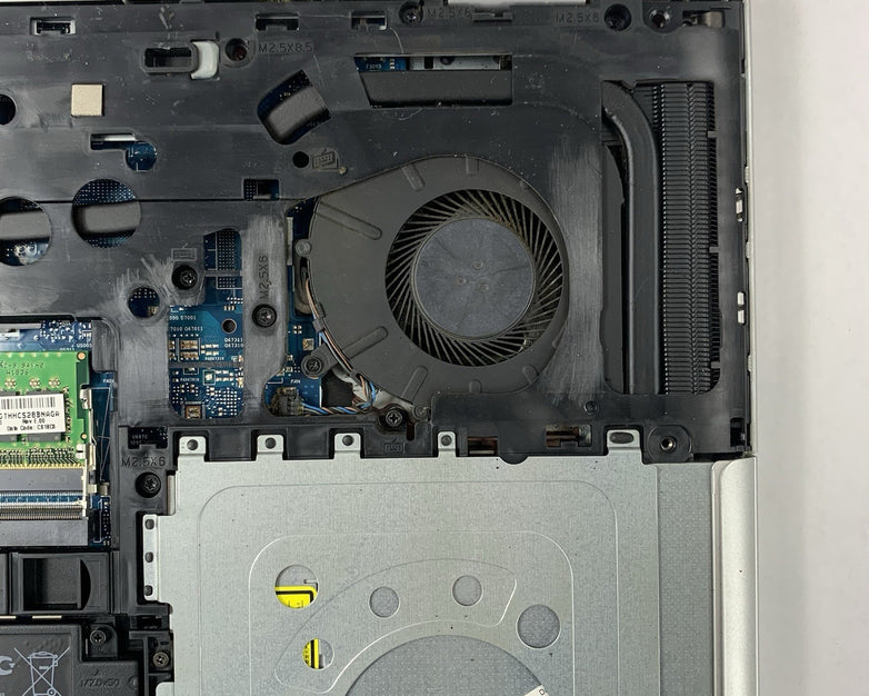 HP Probook 650 G4 15.6" Intel I5-8350U 1.70 GHz 8 GB RAM No OS No HDD