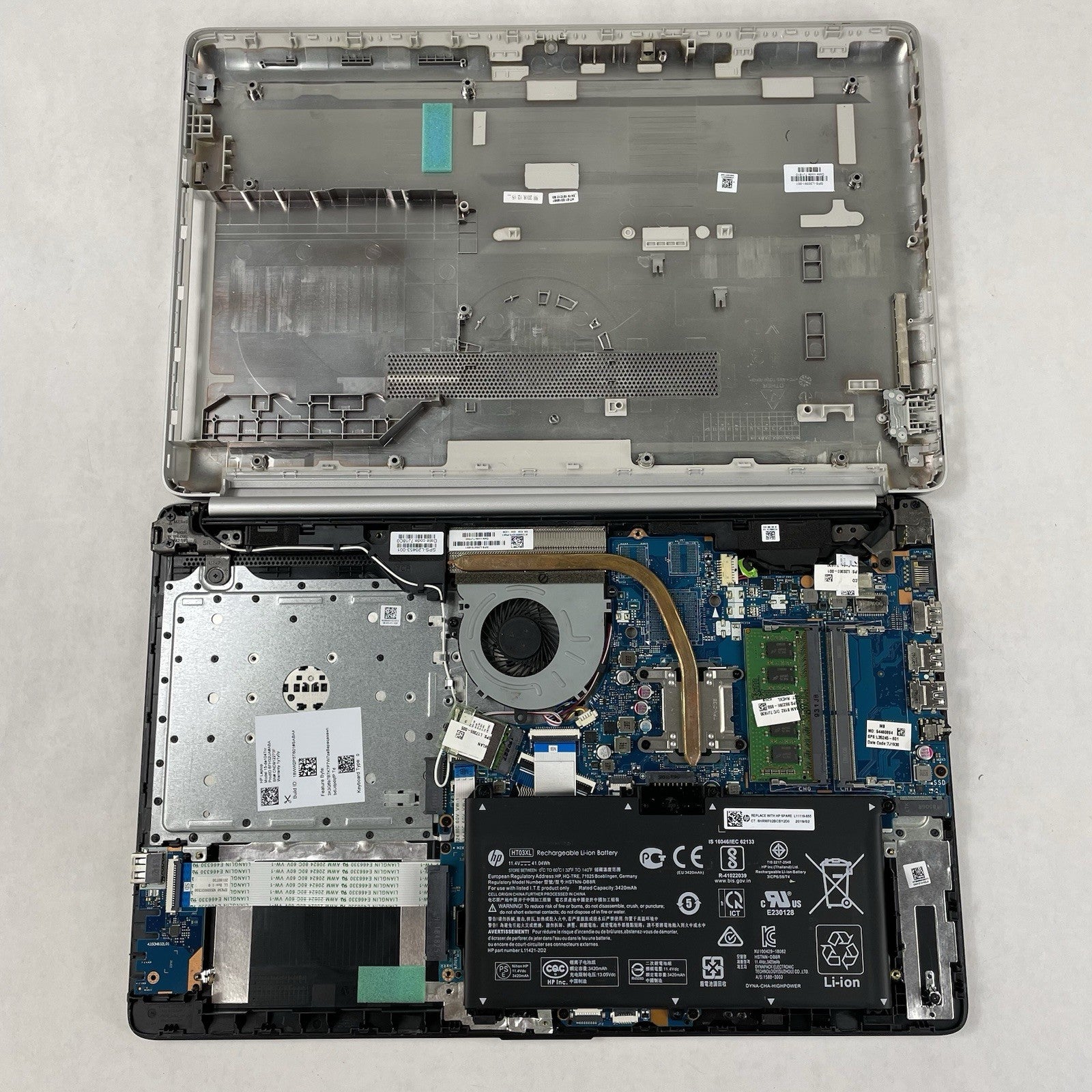 HP 15-da1xxx NoteBook 15.6" i5-8265U 1.60 GHz 8 GB RAM No SSD/OS/AC14