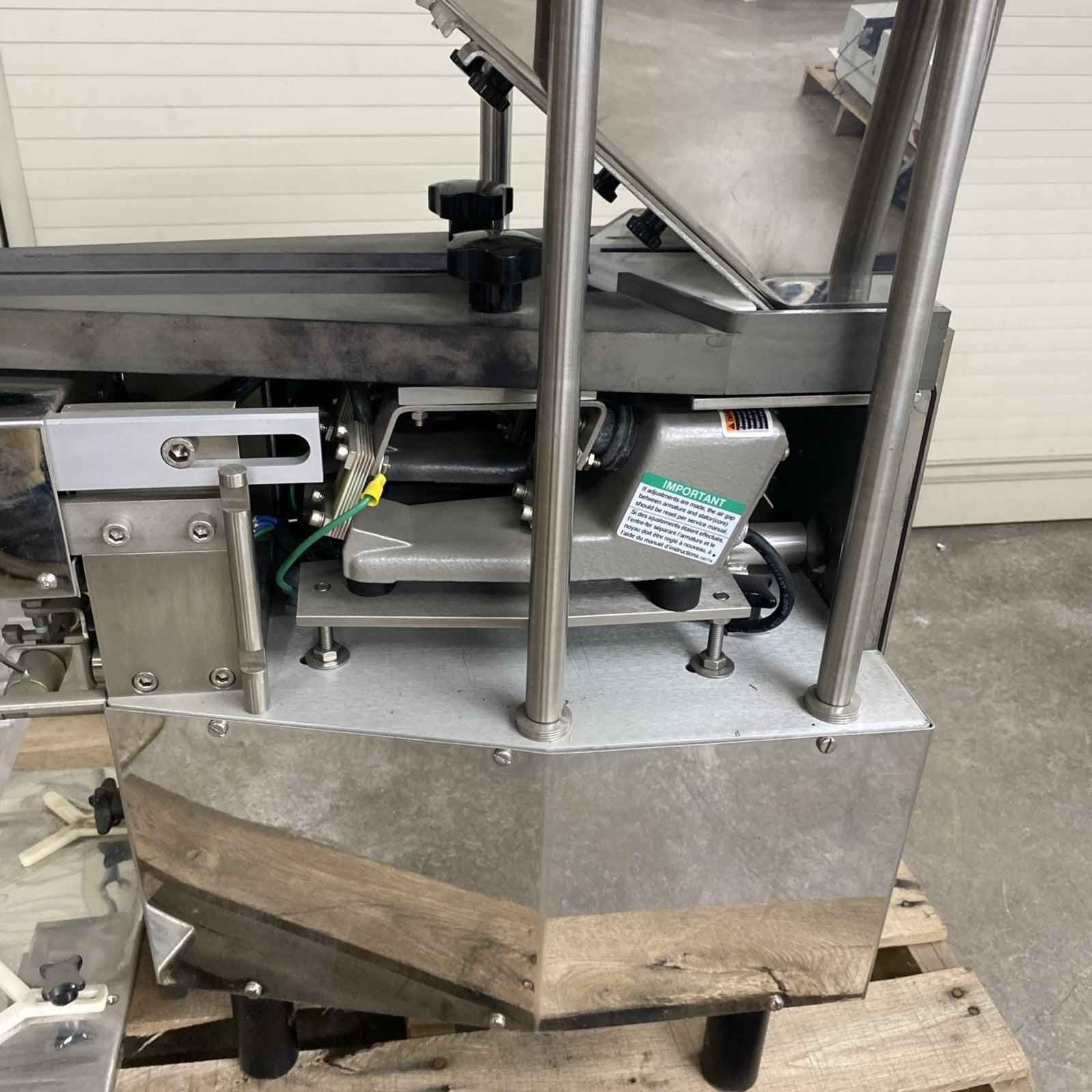 Modular Packing Systems MC-2 Automated Tablet Counter11