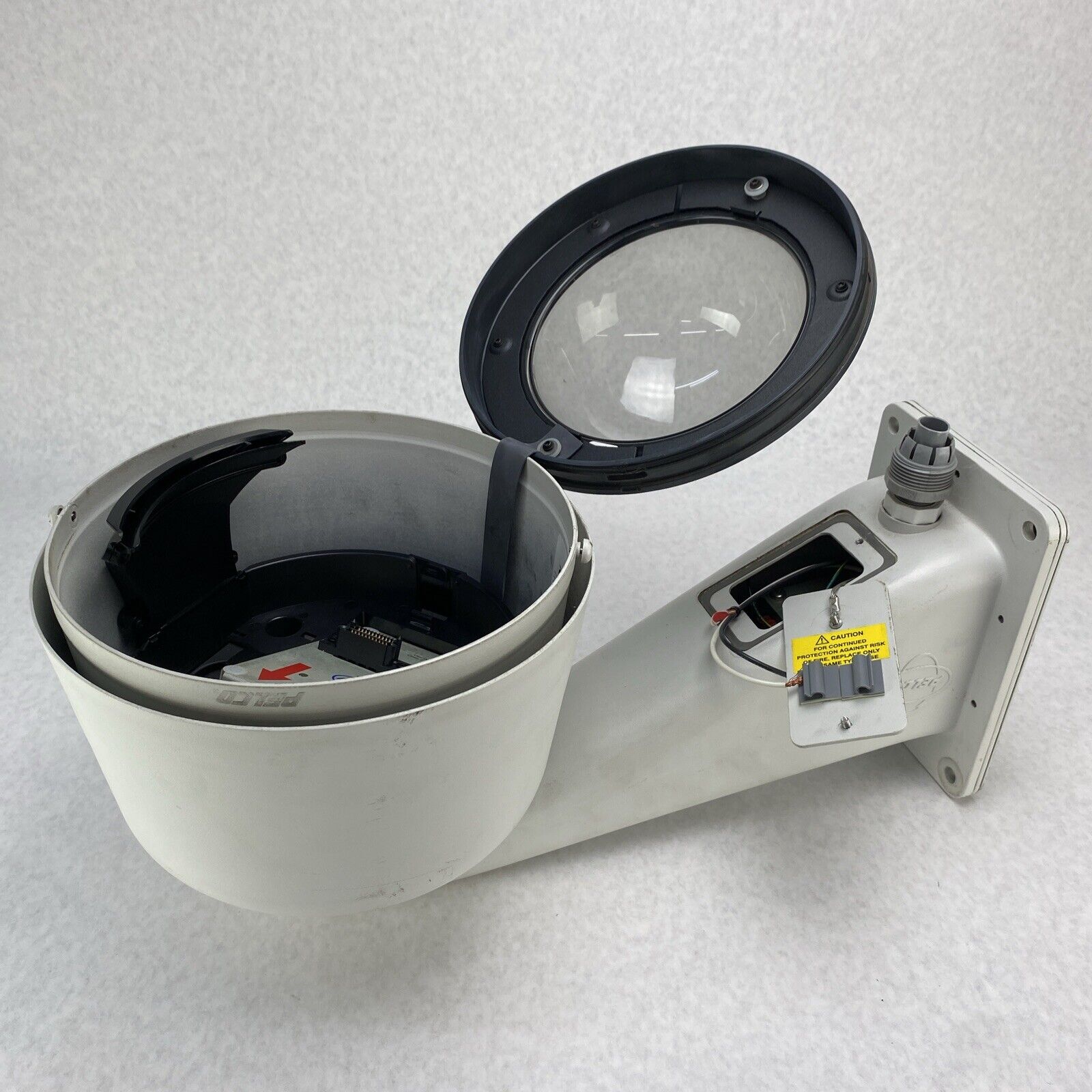 Pelco DF5-PG-E0 Pendant Smoky Tinted Camera Dome No Camera w/ Mount & Components