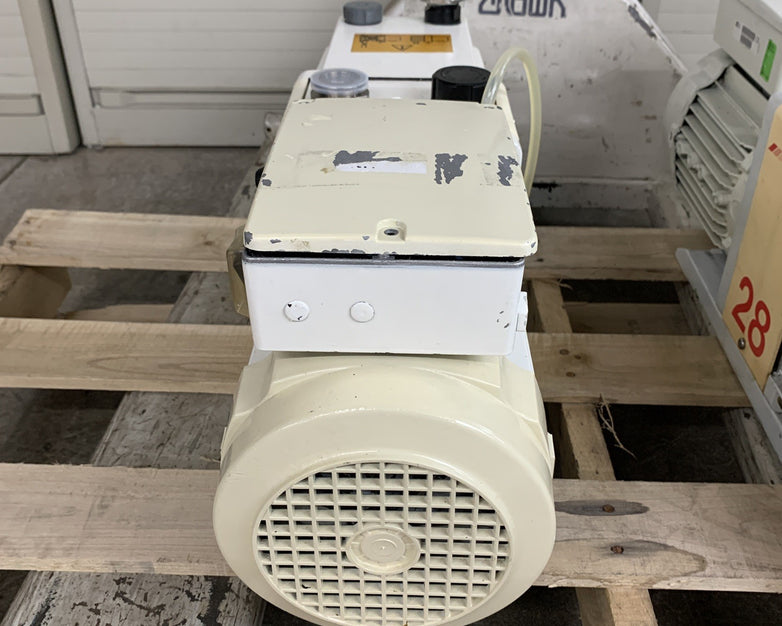Edwards E2M28 Rotary Vane Vacuum Pump Drained Oil Parts and Repair Lot of 2x