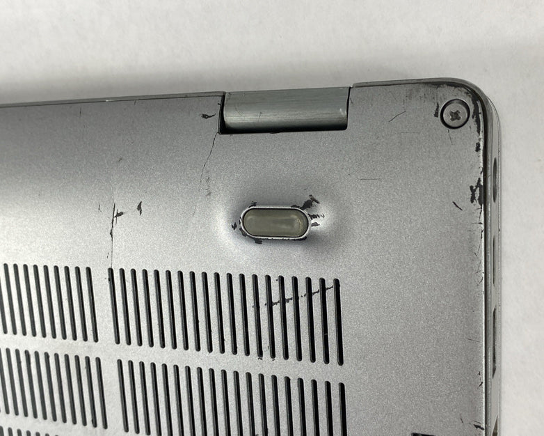 Dell Latitude 5510 Core i5-10210U 1.6 GHz 8GB RAM 15.6" No Battery No HDD No OS