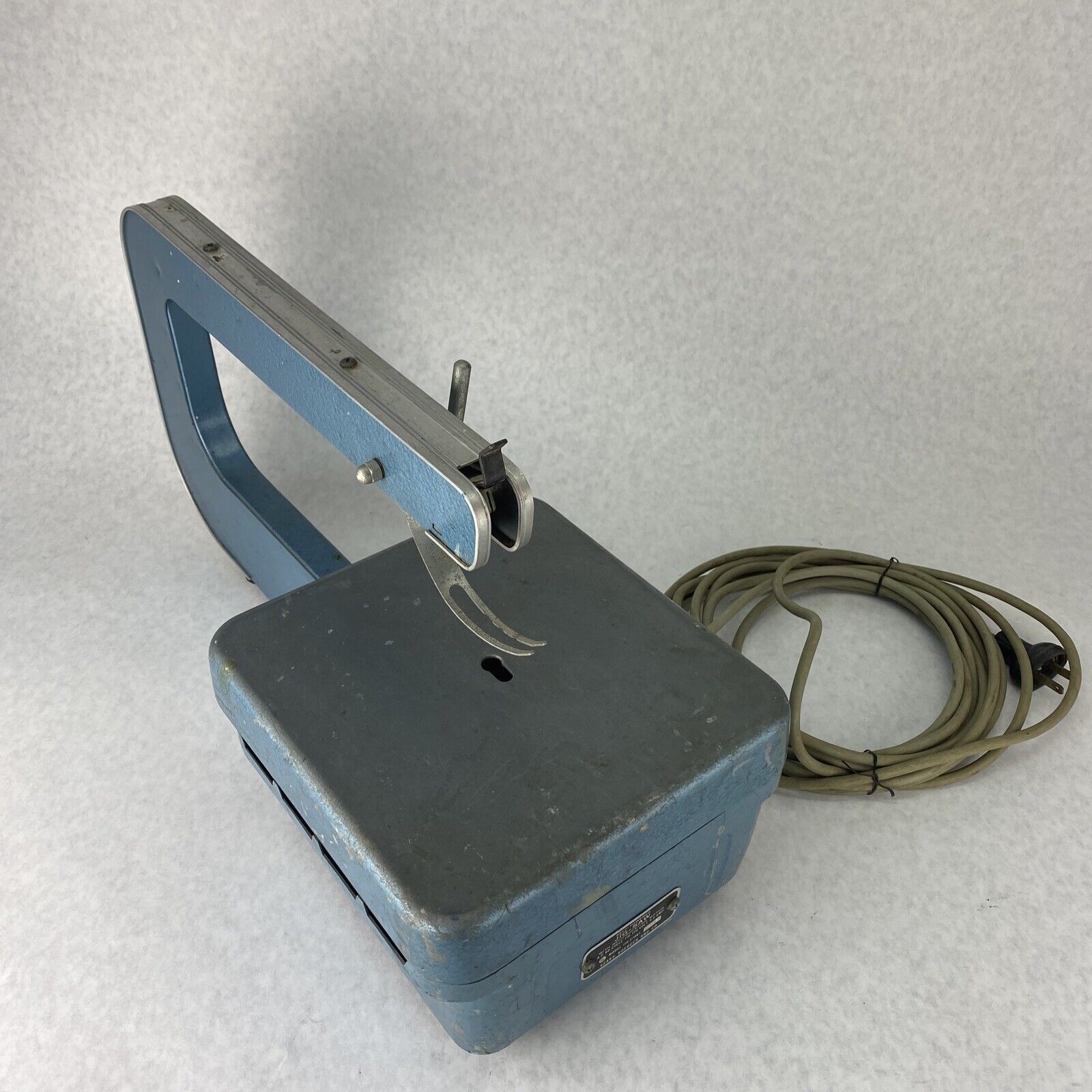 Vintage Sears Roebuck & Co. Self-powered Jig Saw Model 110.27081