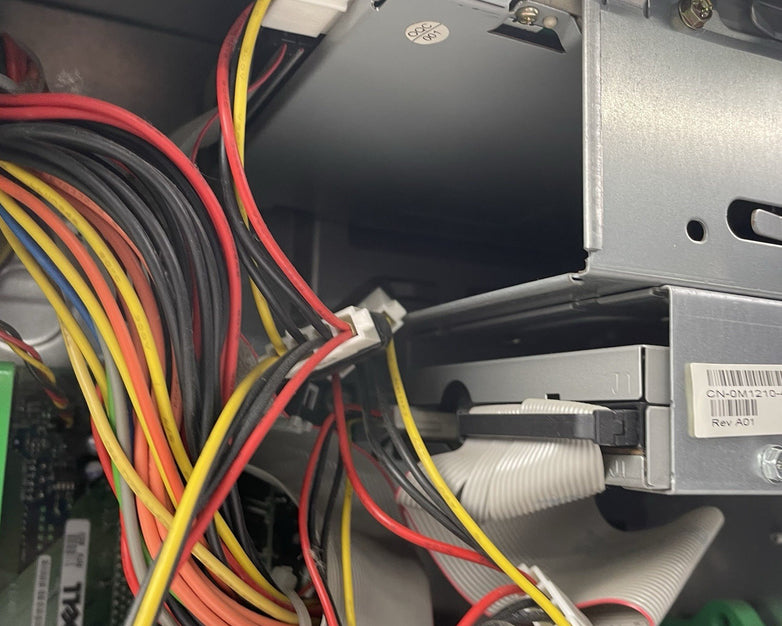 Dell OptiPlex 170L Celeron 2.40 GHz 1 GB Ram No HDD No OS