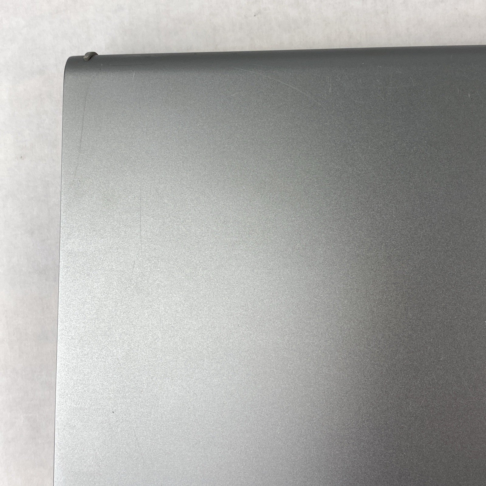Dell Vostro 15 3530 Intel Core i7-1355U 1.77 GHz 16 GB RAM 15.6" No HDD No OS