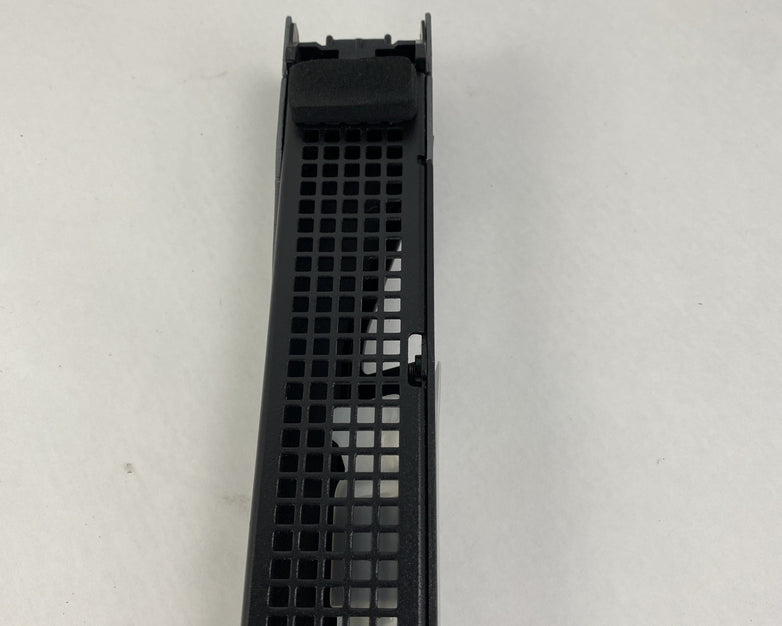 Dell 100-562-803 EMC2 Server Front Bezel - w/ Key