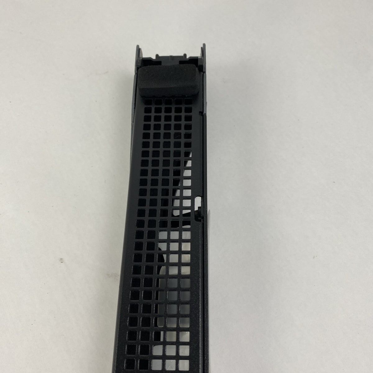 Dell 100-562-803 EMC2 Server Front Bezel - w/ Key 9