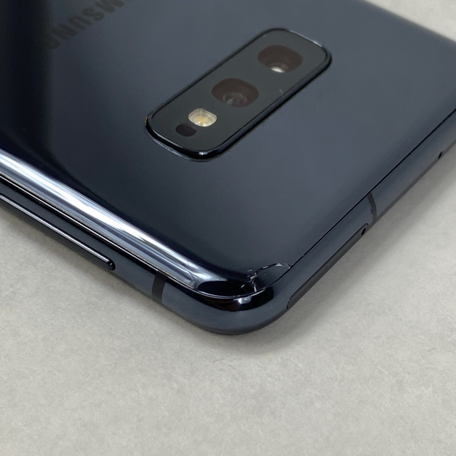 Samsung Galaxy S10e SM-G970U 128GB Verizon 5.8" Prism Blue12