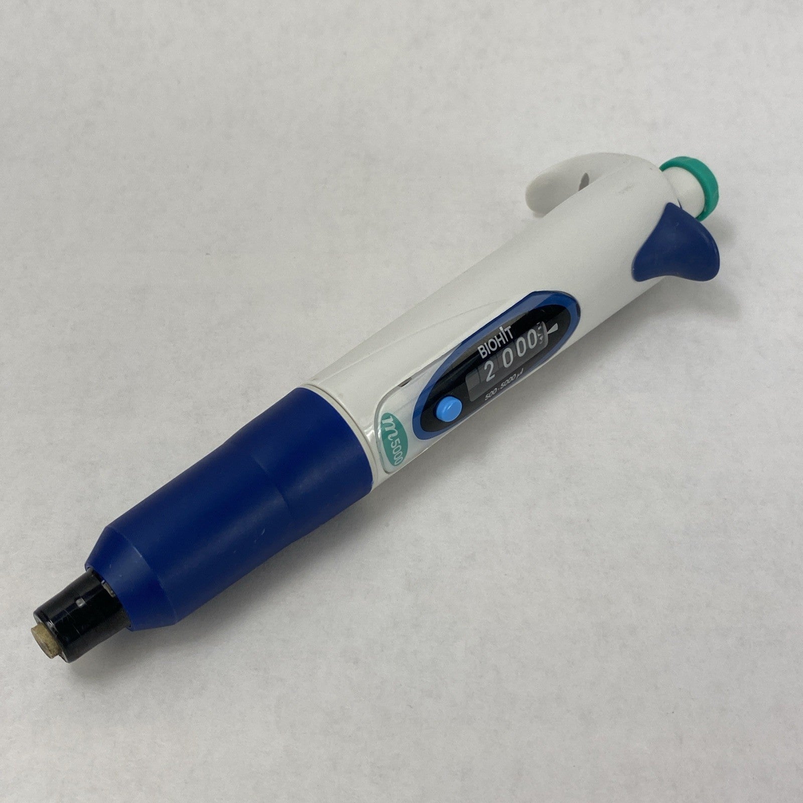 Biohit m5000 500-5000 µL Single Channel Handheld Manual Pipette0