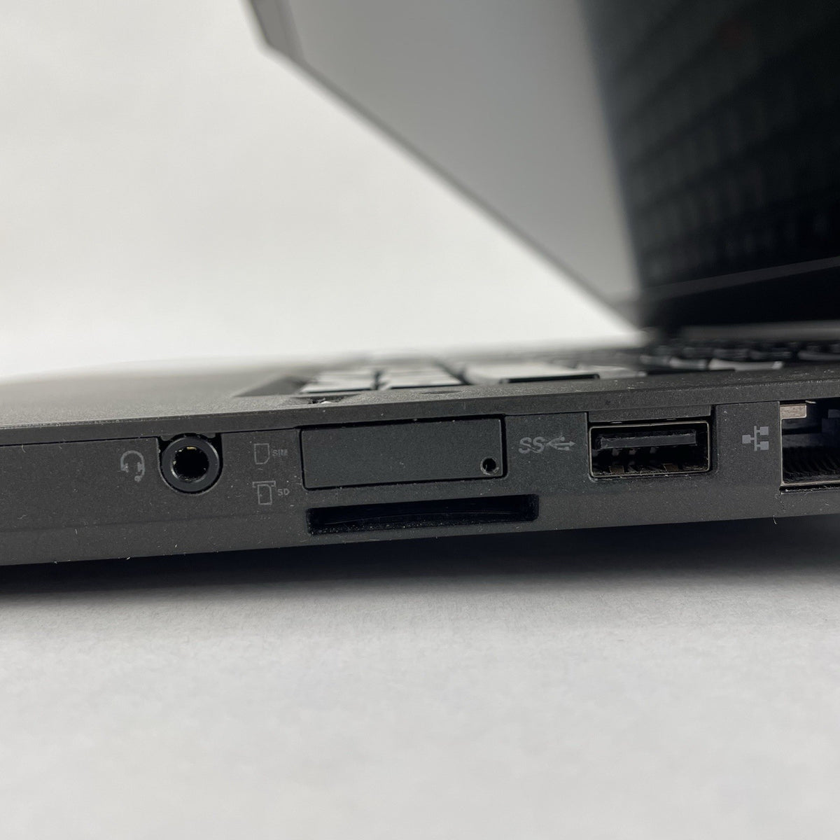 Lenovo ThinkPad T460 14" i5-6300U 2.40 GHz 8 GB RAM No SSD/OS/AC8