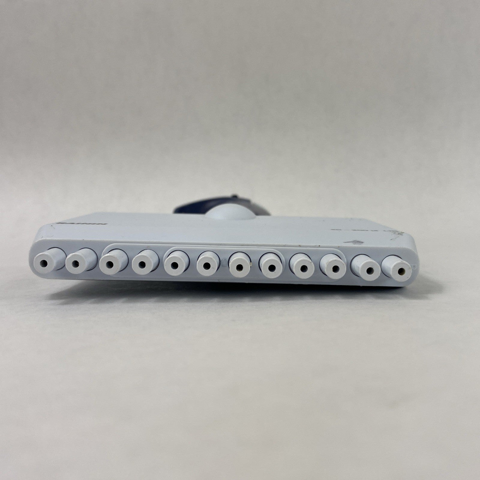 Rainin L200 Pipetlite 20-200 µL LTS 12-Channel Handheld Manuel Pipette2