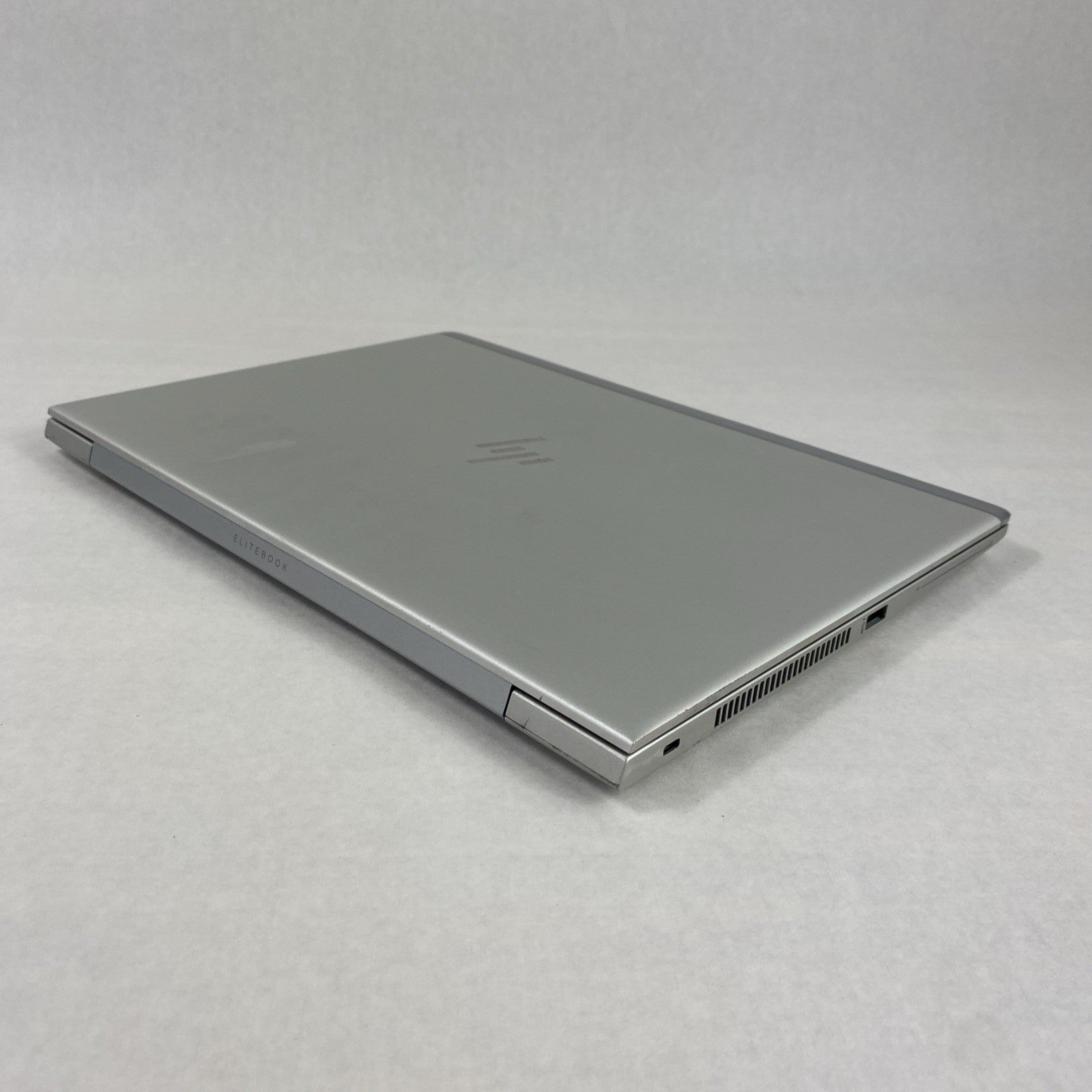 HP EliteBook 840 G5 Core i5-7200U 2.50 GHz 8GB RAM 15.6" No Battery No HDD No OS