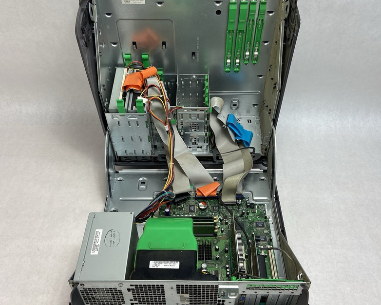 Dell Dimension 8250 MT Intel Pentium 4 2.4GHz 512MB RAM No HDD No OS