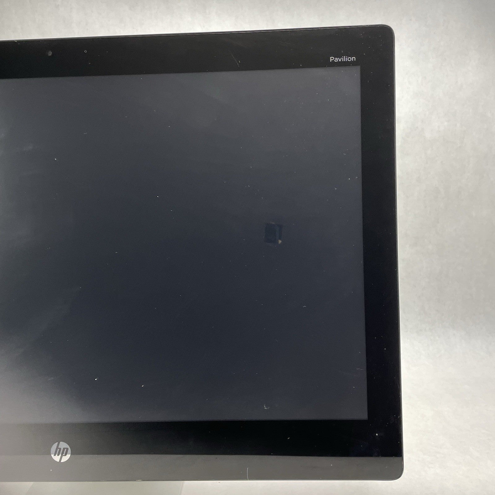 HP Pavilion 23-q242 AMD A6-7310 2.0 GHz 8 GB Ram No HDD No OS