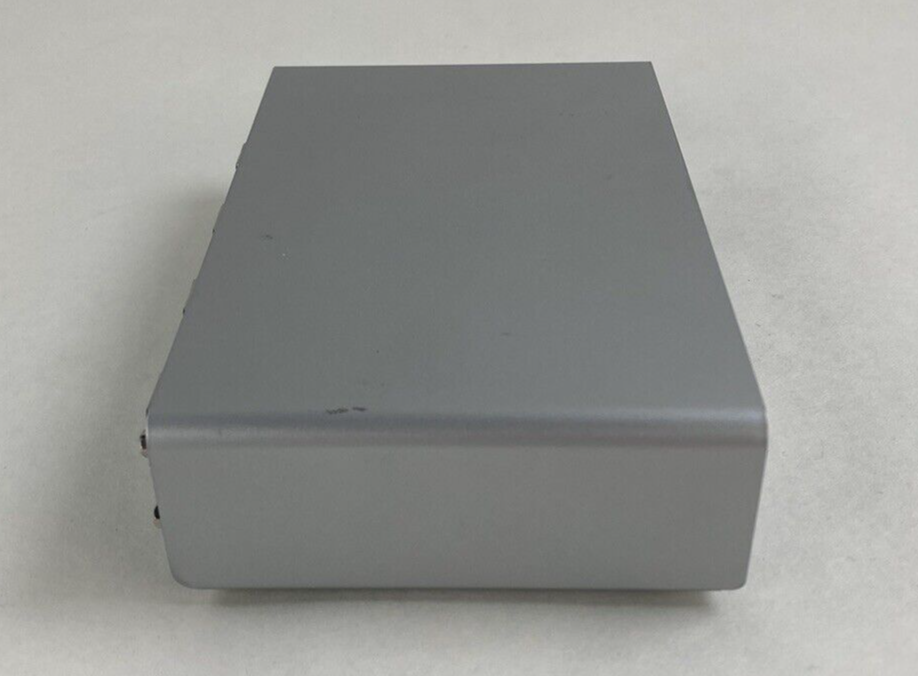 Manhattan 8 Port Video Splitter 150Mhz Power Tested