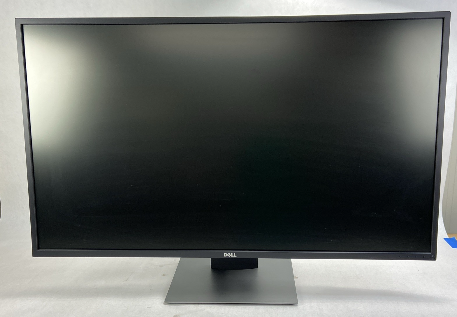 Dell Flat Panel Multi Client Monitor P4317Qc 43" In 4k UHD 3840x2160 With Stand