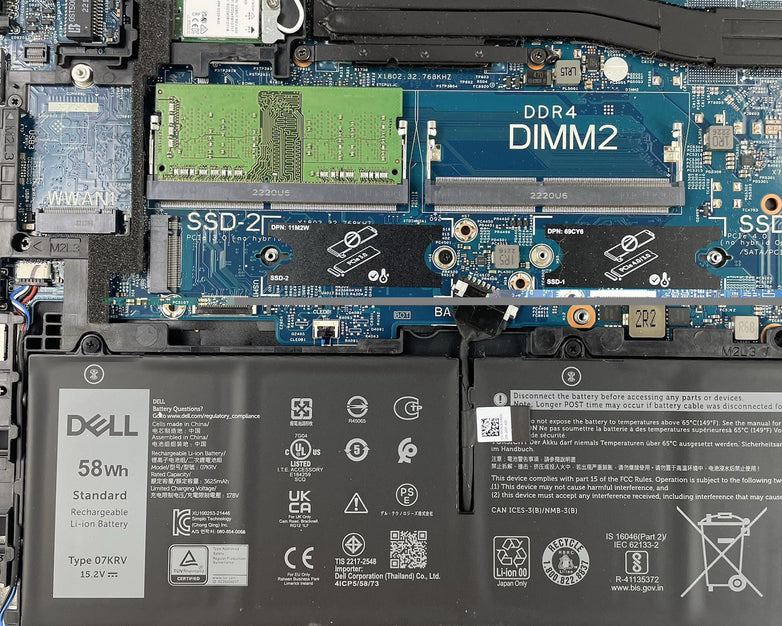 Dell Latitude 5530 15.6" i5-1235U 3.96GHz 8GB RAM No SSD/OS/AC - Scratched Paint