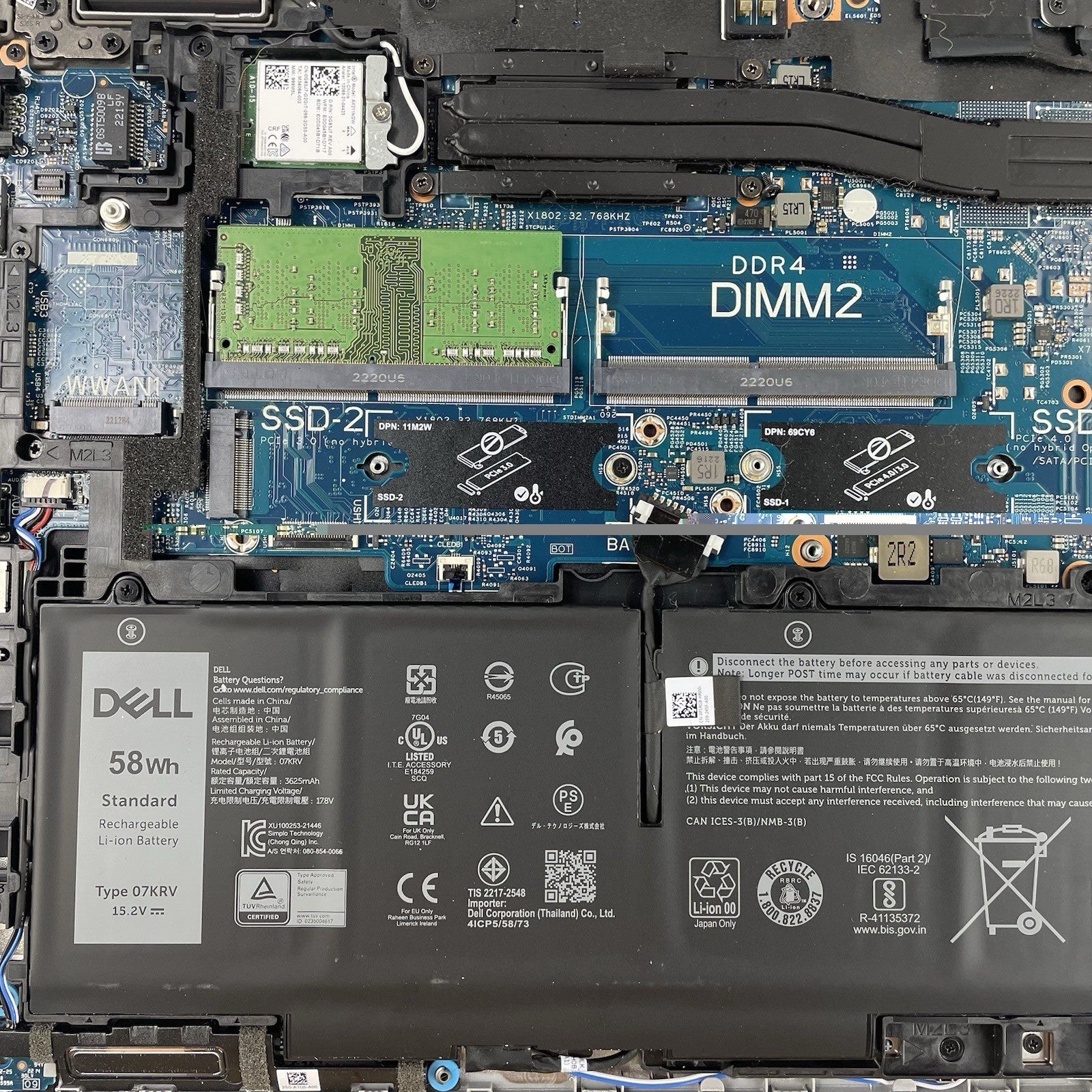 Dell Latitude 5530 15.6" i5-1235U 3.96GHz 8GB RAM No SSD/OS/AC - Scratched Paint17