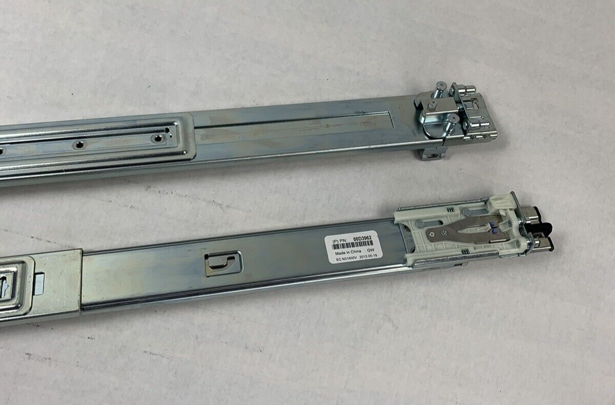 IBM Lenovo 00D3962 00D3963B Rail Kit