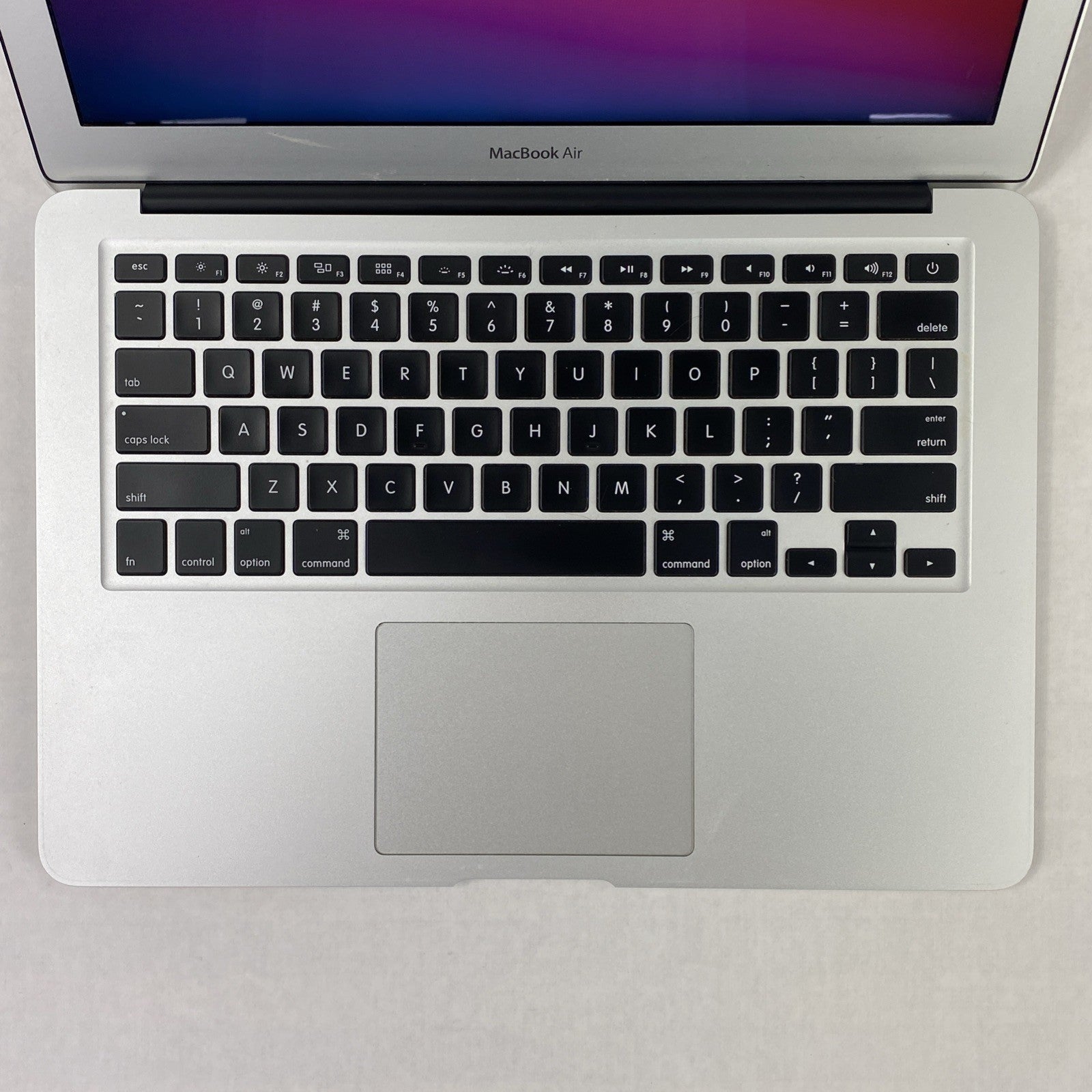 Apple MacBook Air A1466 2014 13" 1.4GHz i5 4GB RAM 250GB SSD os11.7.1 515 Cycles