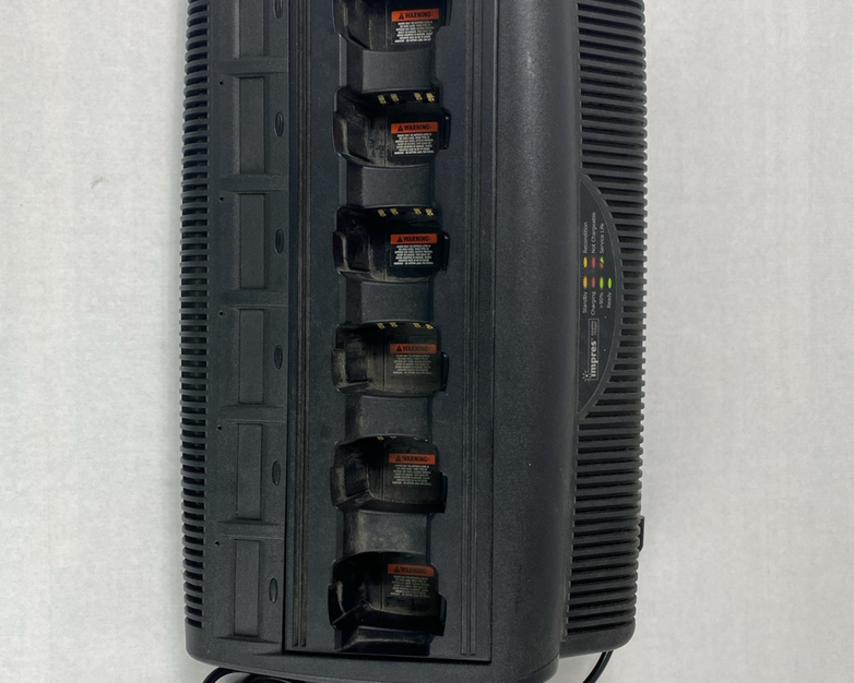Motorola WPLN4197A Impres 6-Unit Adaptive Charger with Power Cord