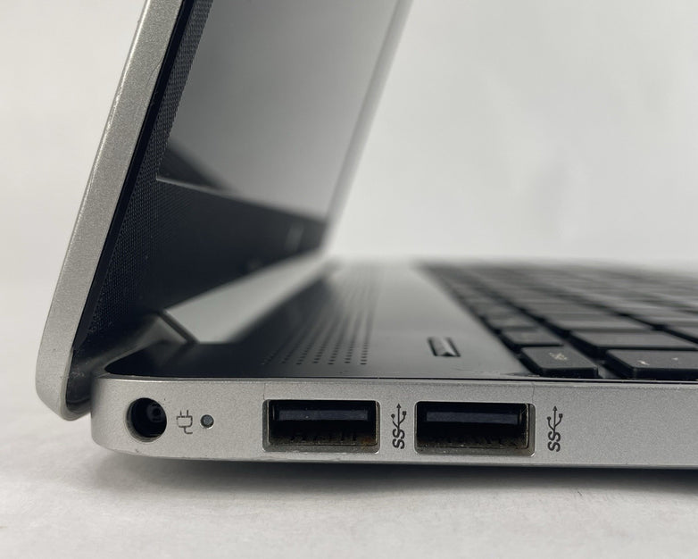 HP 15-dy1051WM 15.6" i5-1035G1 1.00 GHz 8 GB RAM No SSD/OS/AC - Bad Bottom