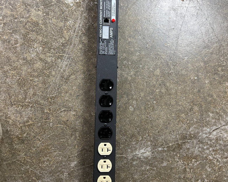 Geist XPBM240-103D20TL5 Smart PDU NEMA 5-20R Plug 30A 120V 24 Outlets