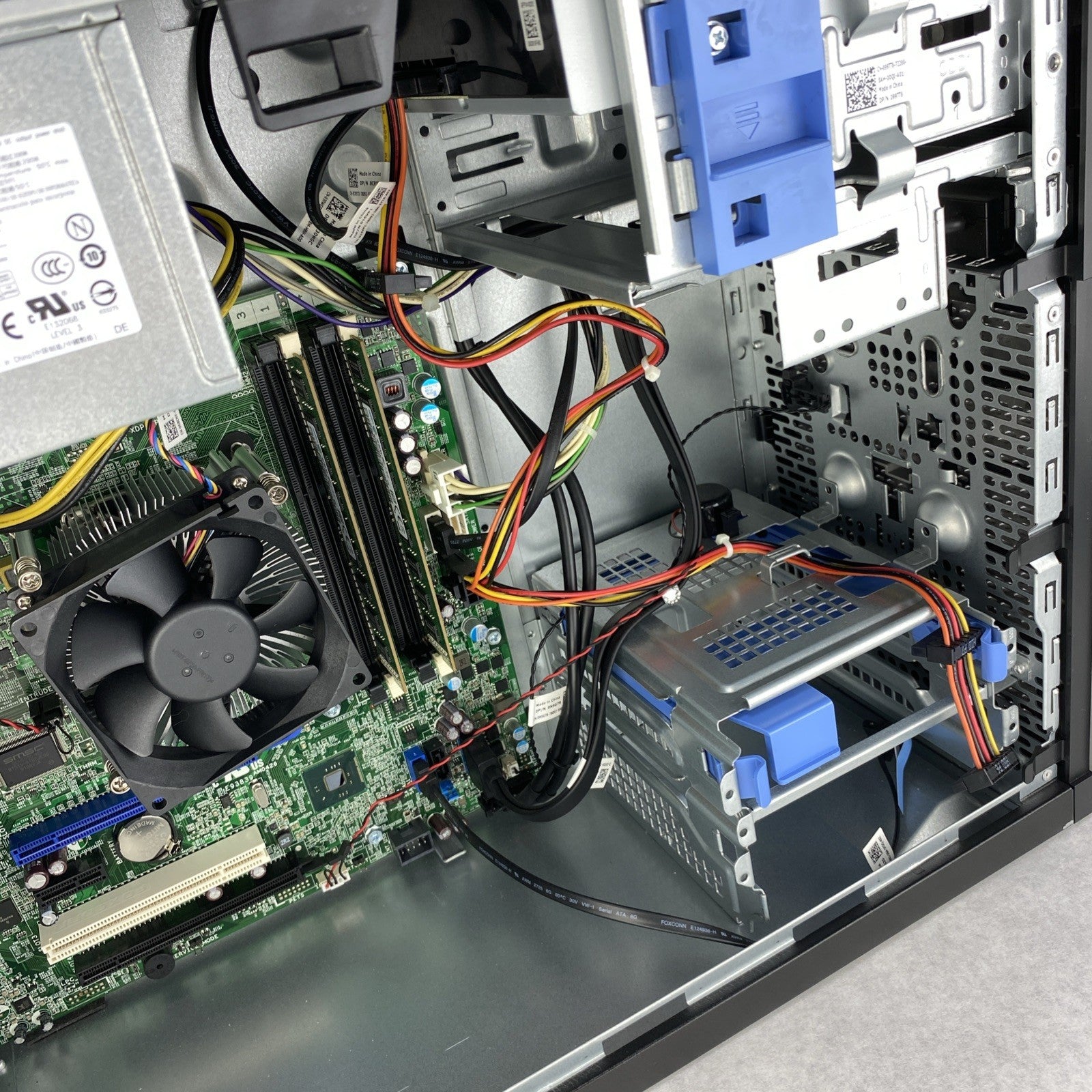 Dell OptiPlex 7020 MT Intel Quad Core i7-4790 3.60GHz 8GB RAM DVDRW No HDD No OS