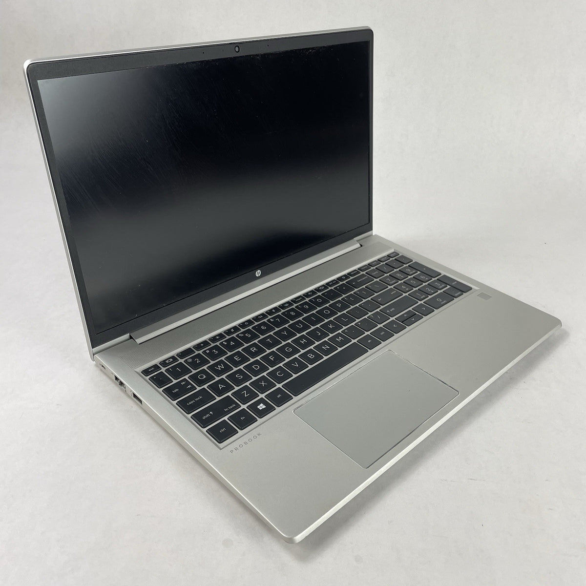 HP ProBook 455 G8 15.6" AMD Ryzen 5 5600U 2.30 GHz 8 GB RAM No SSD/OS/AC/Batt0