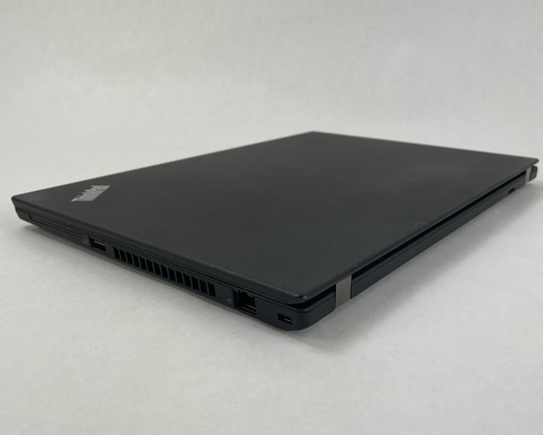 Lenovo ThinkPad T14 Gen 2a 14" Ryzen7 Pro 5850U 1.90 GHz 16 GB RAM No SSD/OS/AC