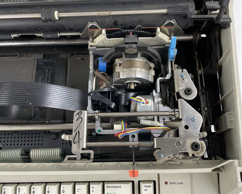 IBM Wheelwriter 3 Electronic Typewriter Parts or Repair
