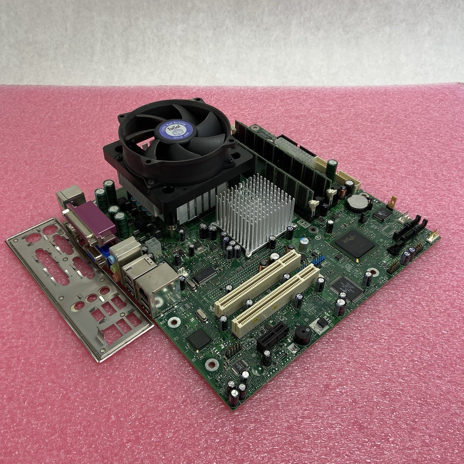 Intel D915GAG Motherboard Intel Pentium 4 2.93GHz 2GB RAM w/IO Shield 0