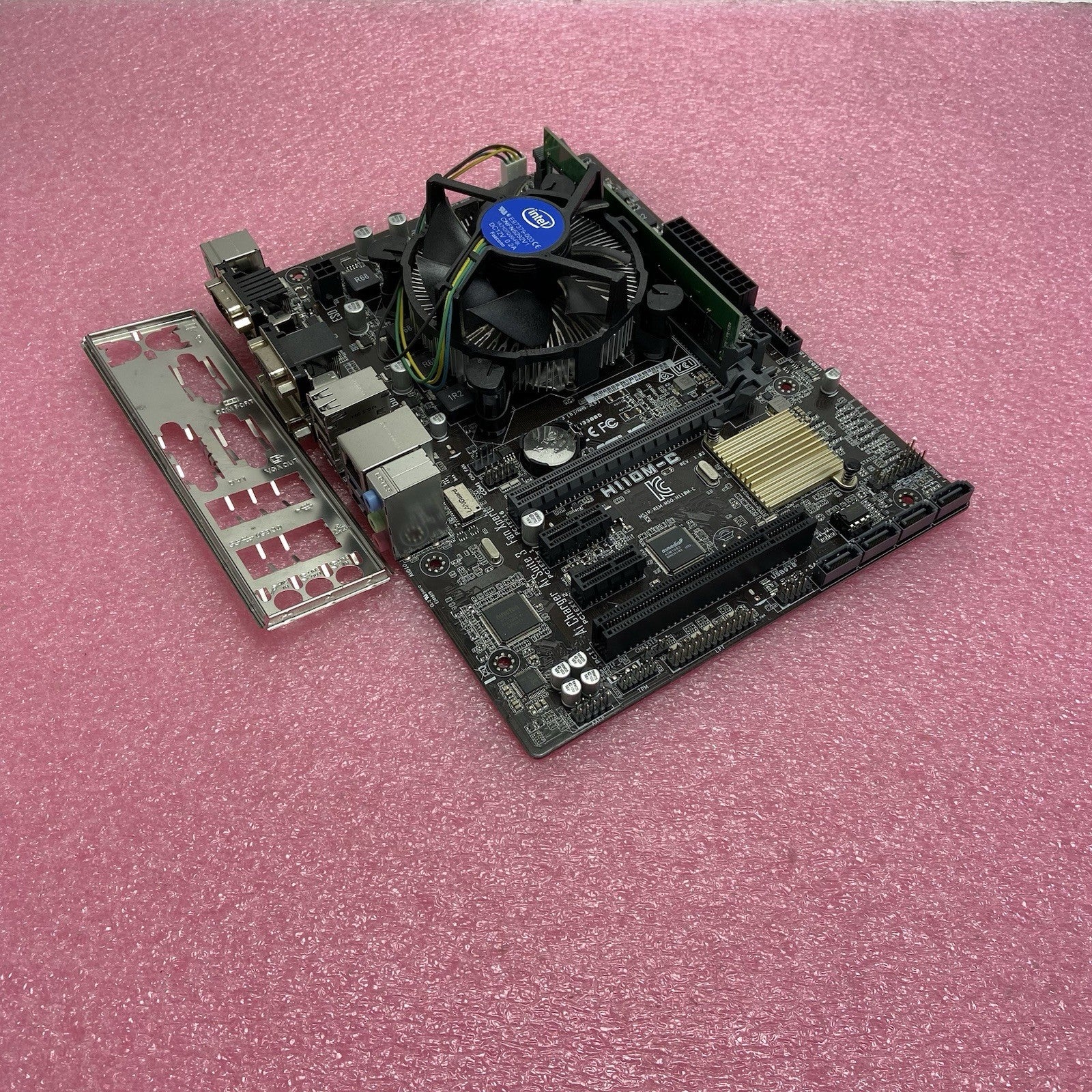 ASUS H110M-C Moterboard Intel Core i5-6400 2.7GHz 8GB 0