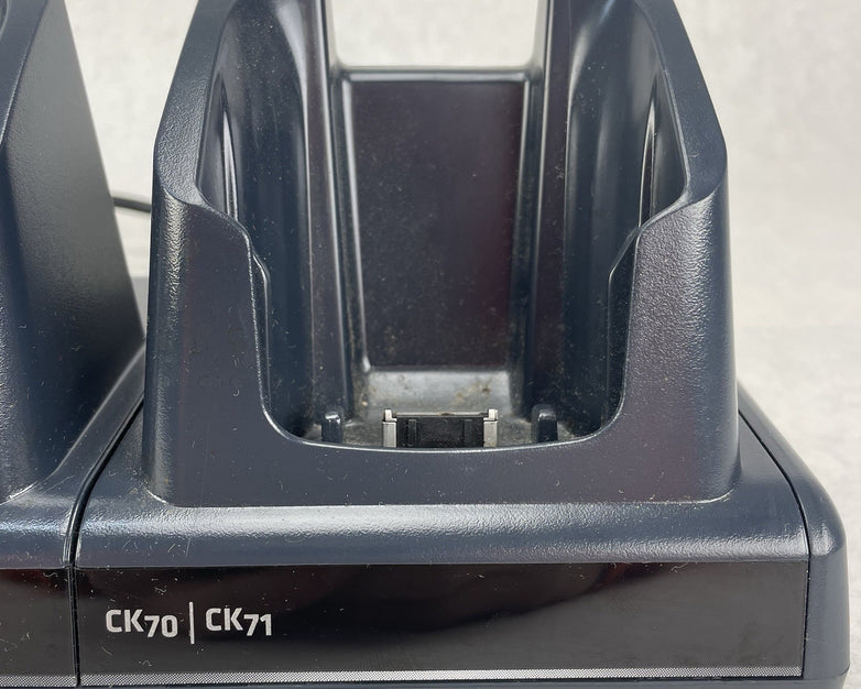 Intermec 1002UU05 CN70 4-Bay Network Cradle Charging Dock w/ AC Adapter