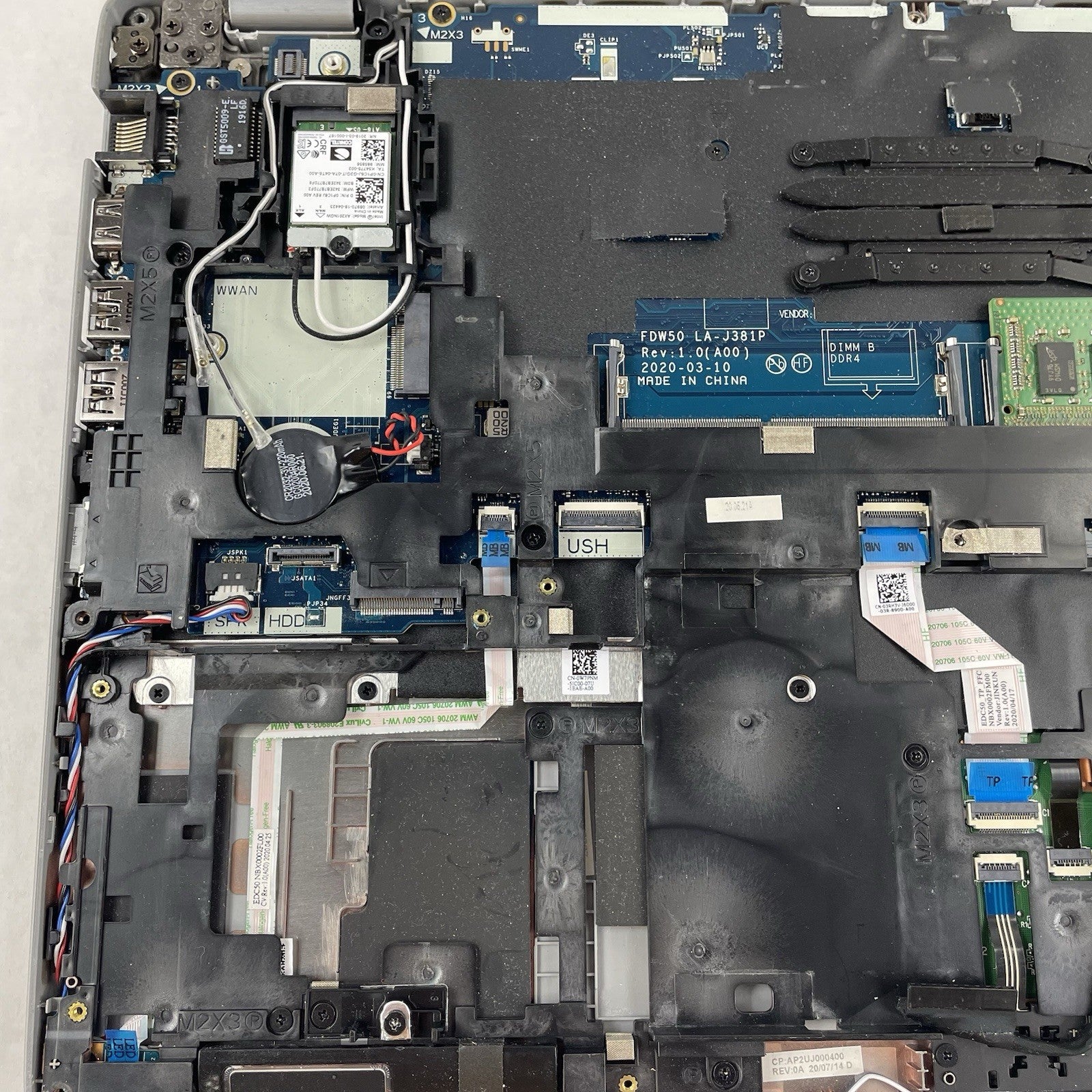 Dell Latitude 5510 15.6" i5-10210U 1.60 GHz 8 GB RAM No SSD/OS/AC/Batt - Worn21