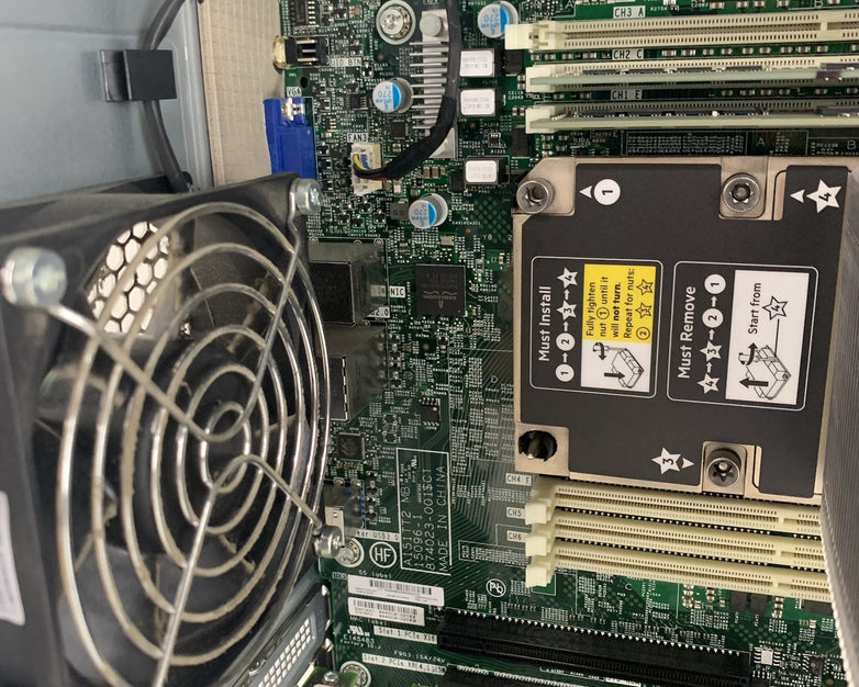 HP Proliant ML110 Gen10 Server 1x Silver 4210R 2.4 GHz 32 GB Ram No HDD No OS