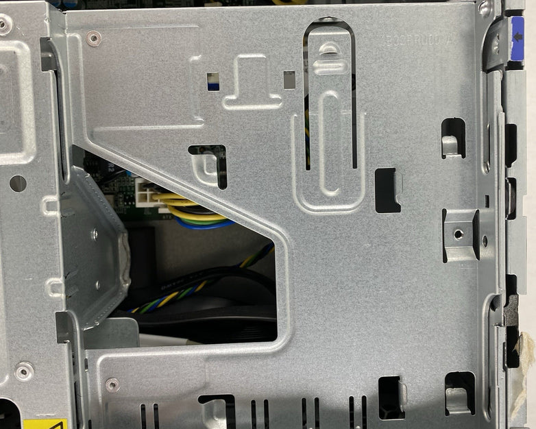 Lenovo ThinkCentre M900 SFF Intel Core i5-6500 3.2Ghz 8GB RAM No HDD No OS